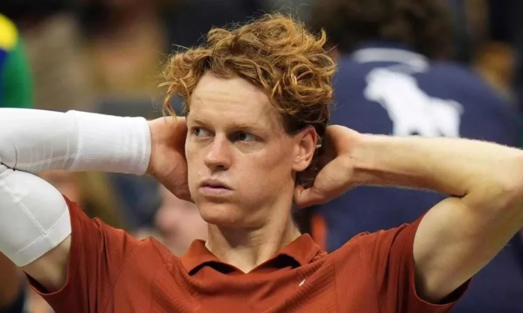 È un calvario, adesso ci finisce in mezzo anche Sinner: è tutta colpa sua | La confessione ufficiale in queste ore