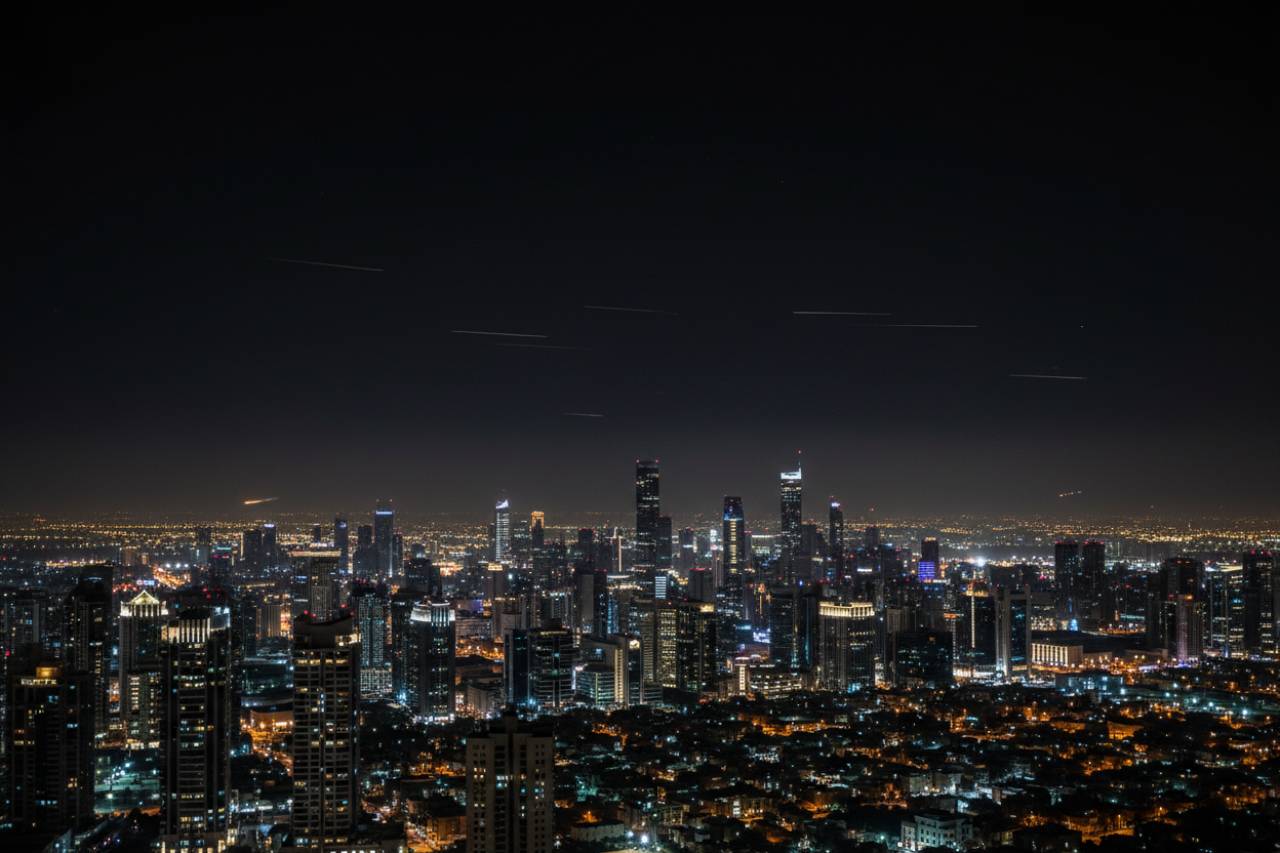 Lo hanno ucciso: operazione chirurgica con raid, diverse esplosioni sulla capitale | Bersaglio morto: anche sua moglie