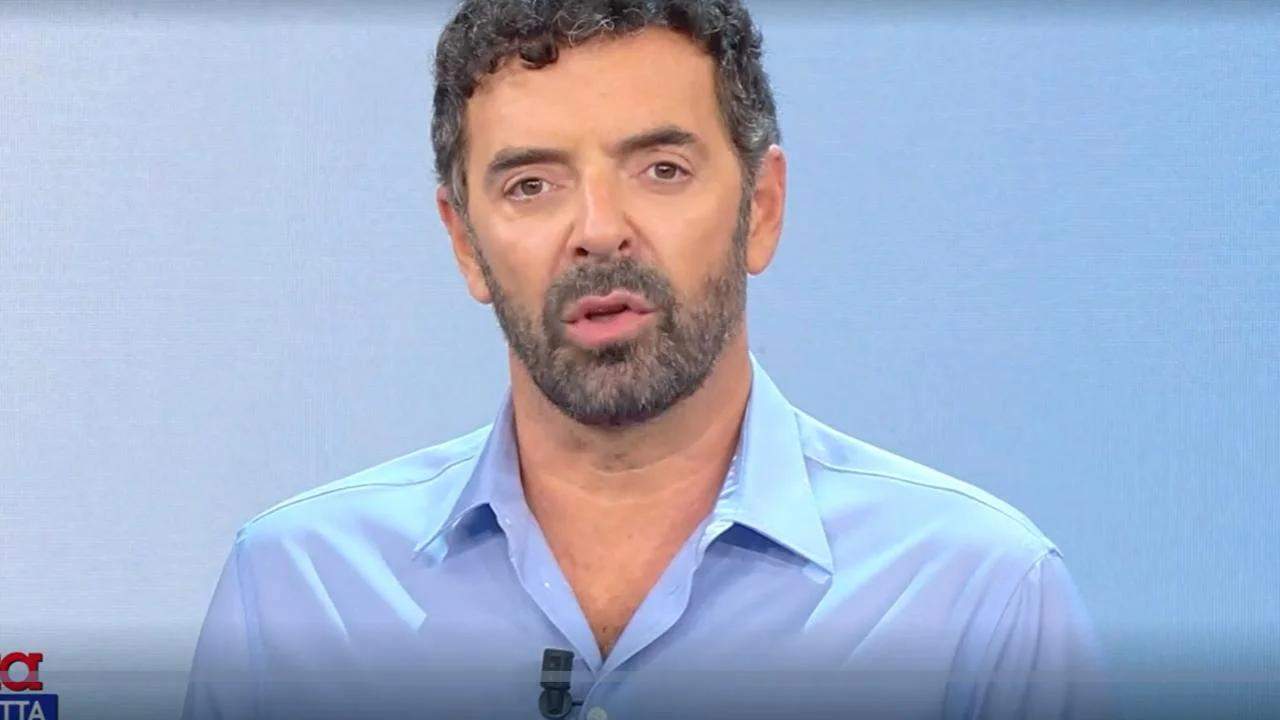 Fuori Alberto Matano, la Rai ha già fatto il nome del sostituto | Passaggio del testimone
