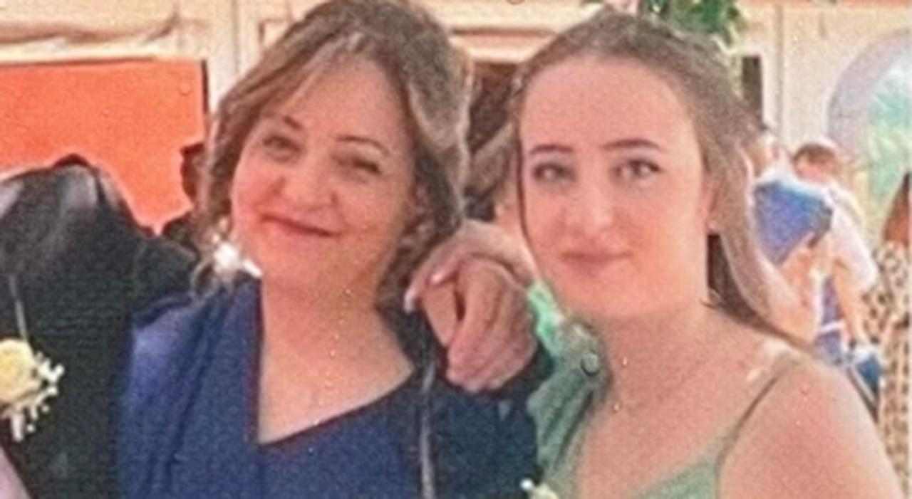 Mamma e figlia avvelenate, hanno portato in questura proprio lei | Una svolta da brividi: la confessione importante